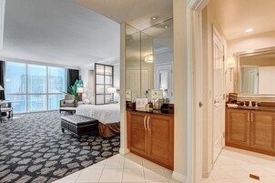 Remodeled Studio and Strip View | Premium bedding, down comforters, pillowtop beds, in-room safe