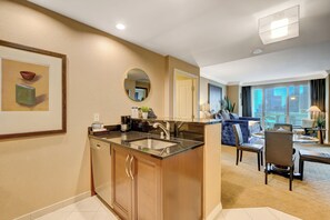 Remodeled One Bedroom Strip View with Balcony | Private kitchen | Fridge, microwave, coffee/tea maker, blender - StripViewSuites at Signature (Las Vegas)