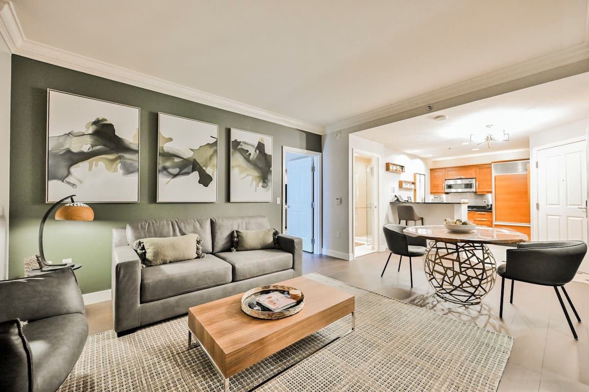 Remodeled One-Bedroom -Balcony | Living area | 42-inch flat-screen TV with cable channels, TV