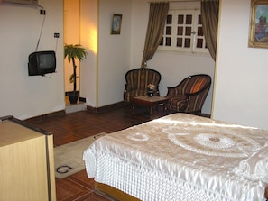 Bureau, rideaux occultants, Wi-Fi gratuit