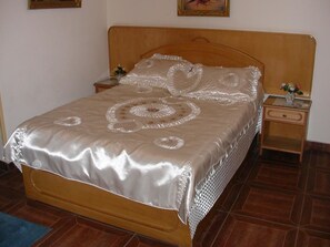 Desk, blackout drapes, free WiFi - High Way Hotel (Tanta)