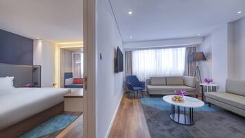 Minibar, in-room safe, desk, blackout drapes