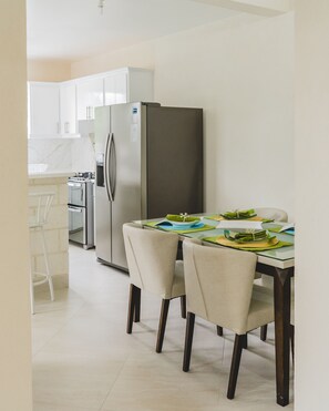 Deluxe Apartment, 1 Bedroom, Non Smoking (original) | Living area