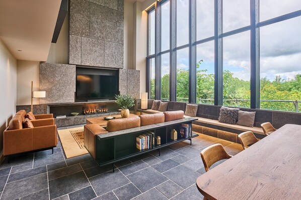 Sekka Kan Apartment 4 Bedrooms | 起居区 | 平板电视、Netflix、DVD 播放器、流媒体服务