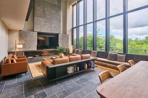 Sekka Kan Apartment 4 Bedrooms | Living area | Flat-screen TV, Netflix, DVD player, streaming services