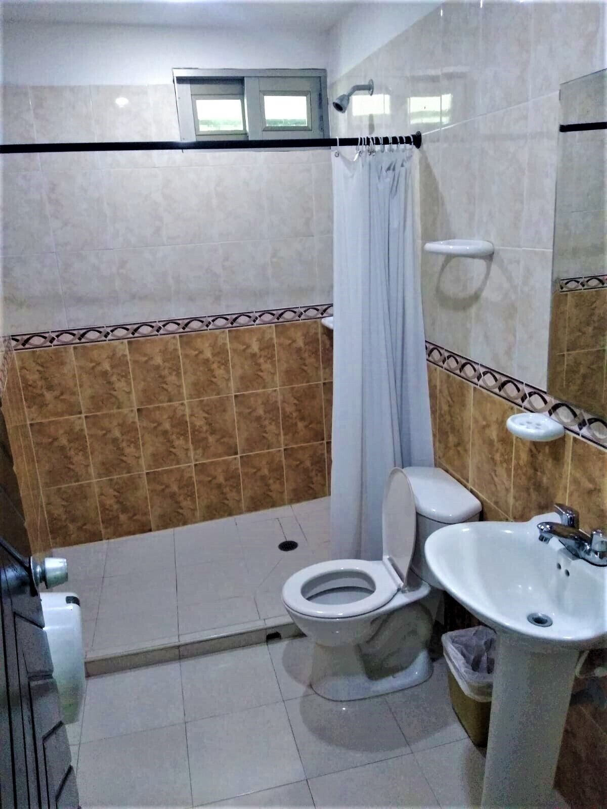 standard double room single use, 1 double bed, non smoking | bathroom | shower, towels