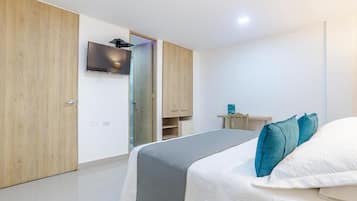 Premium Double Room Single Use, 1 Double Bed, Non Smoking | Egyptian cotton sheets, blackout curtains, free WiFi, bed sheets