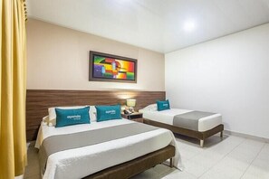 Basic Triple Room, Non Smoking | Egyptian cotton sheets, blackout drapes, free WiFi, bed sheets - Hotel Ancor (Sincelejo)