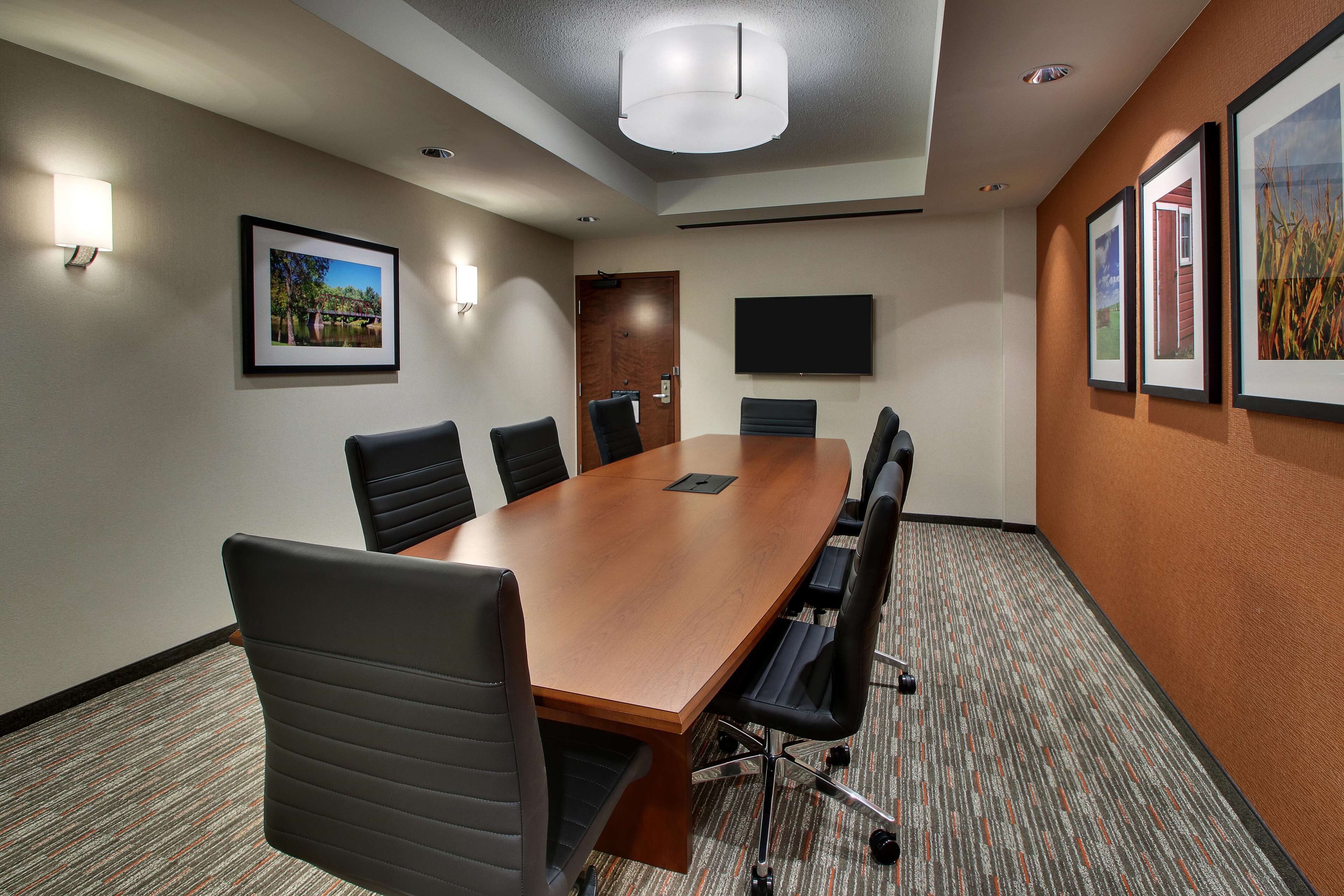 suite, 1 king bed, accessible, refrigerator & microwave (2 rooms, board room table, roll in) | meeting facility