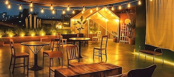 Shine Hotel