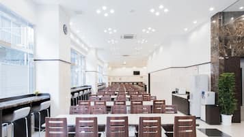 Desayuno buffet incluido todos los días