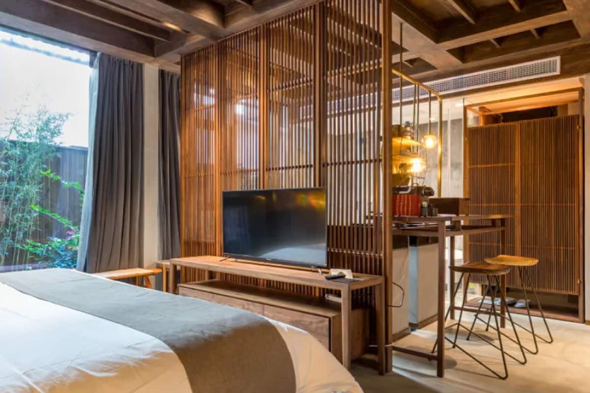 Design Double Room H
