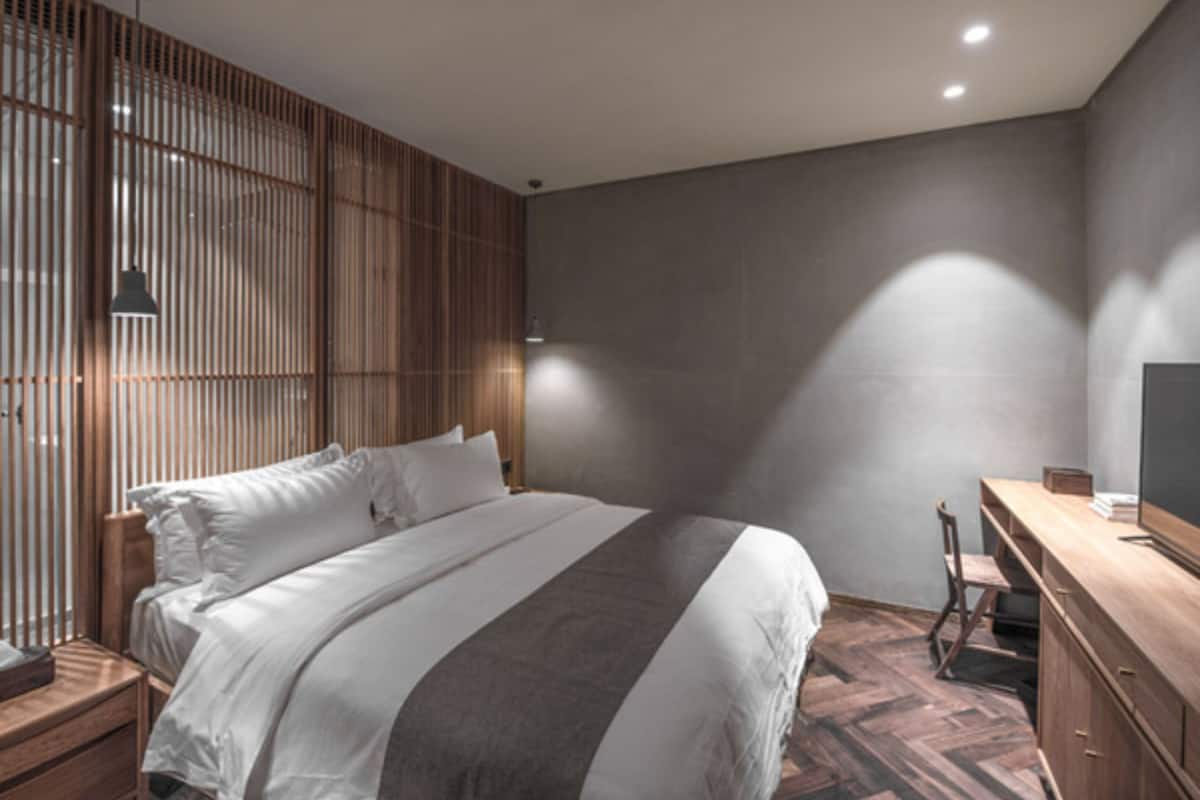 Habitación doble de diseñador, 1 cama Queen size, para no fumadores | Minibar, caja de seguridad en la habitación y escritorio