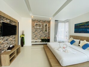 Free minibar, in-room safe, free WiFi - Buasri by Ohm (Patong)