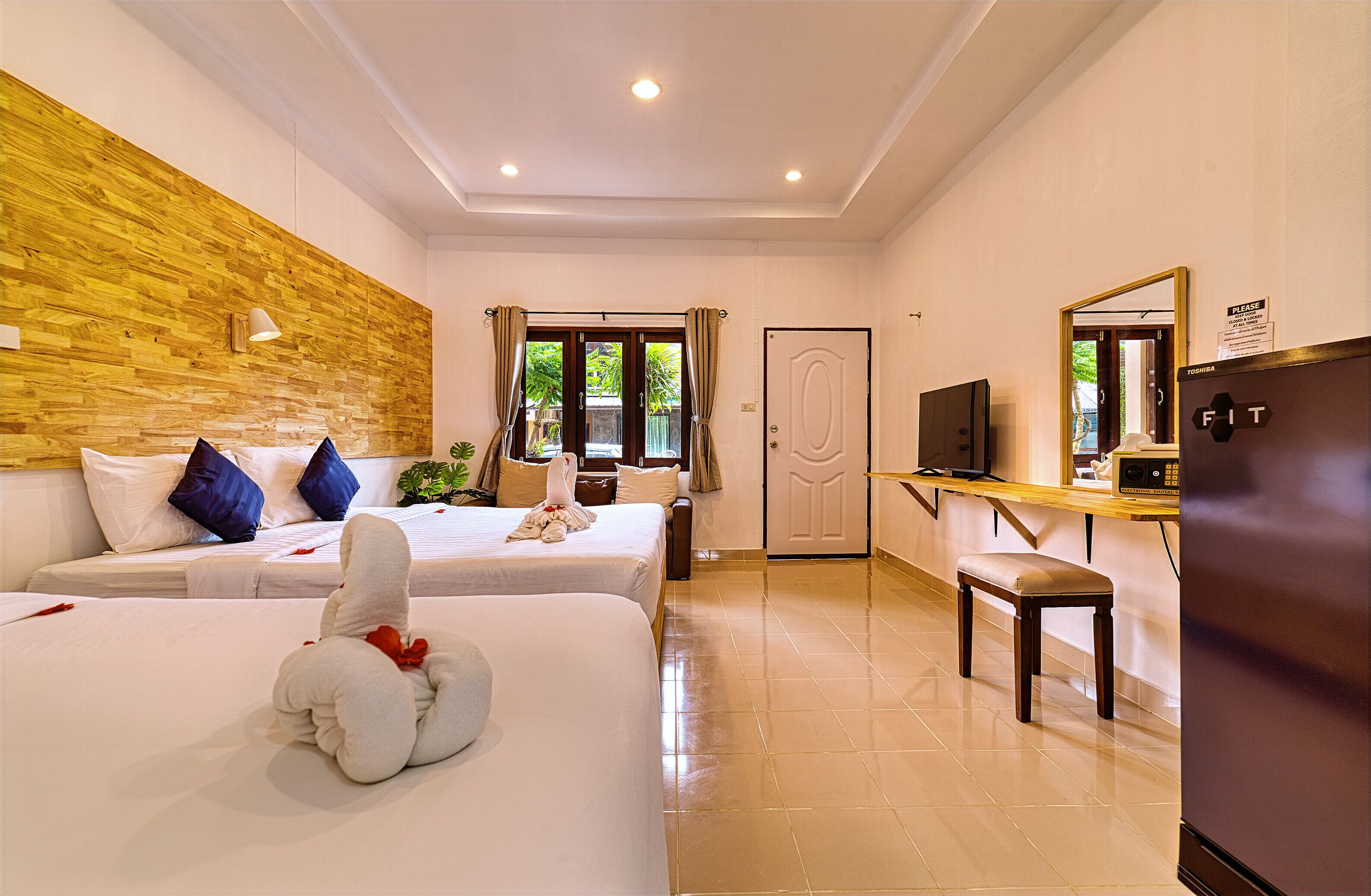 Standard Apartment with Patio - Ground Floor | 客房内保险箱、办公桌、熨斗/熨板、免费 WiFi