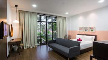 Quarto luxo | Cofres nos quartos, escrivaninha, ferros/tábuas de passar roupa