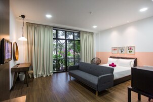 华丽客房 | 客房内保险箱、熨斗/熨板、免费 WiFi、床单