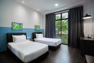 Superior Twin | In-room safe, iron/ironing board, free WiFi, bed sheets