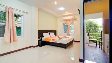 In-room safe, desk, rollaway beds, free WiFi