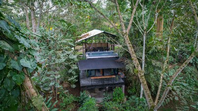 Eden Organic Farm & Bungalows