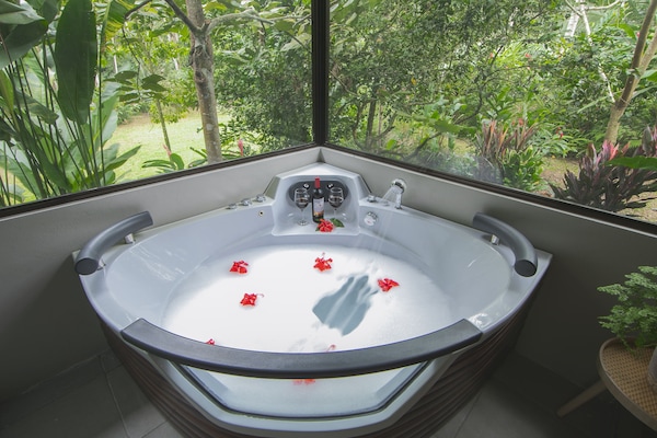 Villa Jade | Eigener Whirlpool