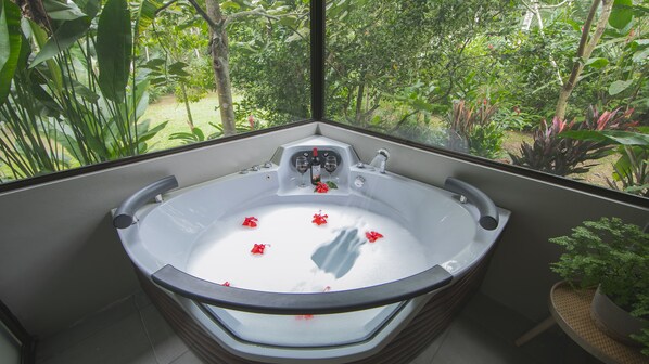 Villa Jade | Eigener Whirlpool
