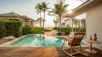 Two-bedroom Beachfront Family Pool Villa | 沙滩/海景