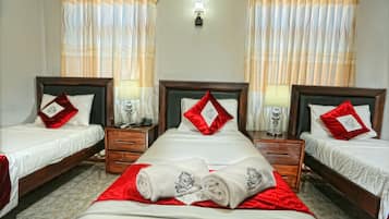 Egyptian cotton sheets, premium bedding, in-room safe