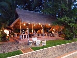 Reception - Mut Mee Garden Guest House (Nong Khai)