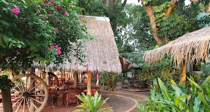 Mut Mee Garden Guest House