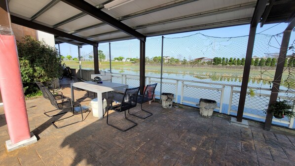 BBQ/picnic area