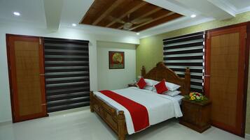 Business Double Room, City View | Premium bedding, individually furnished, desk, laptop workspace