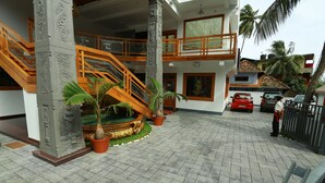 Unclassified image, 5 of 43, button - RB Palace (Neyyattinkara)