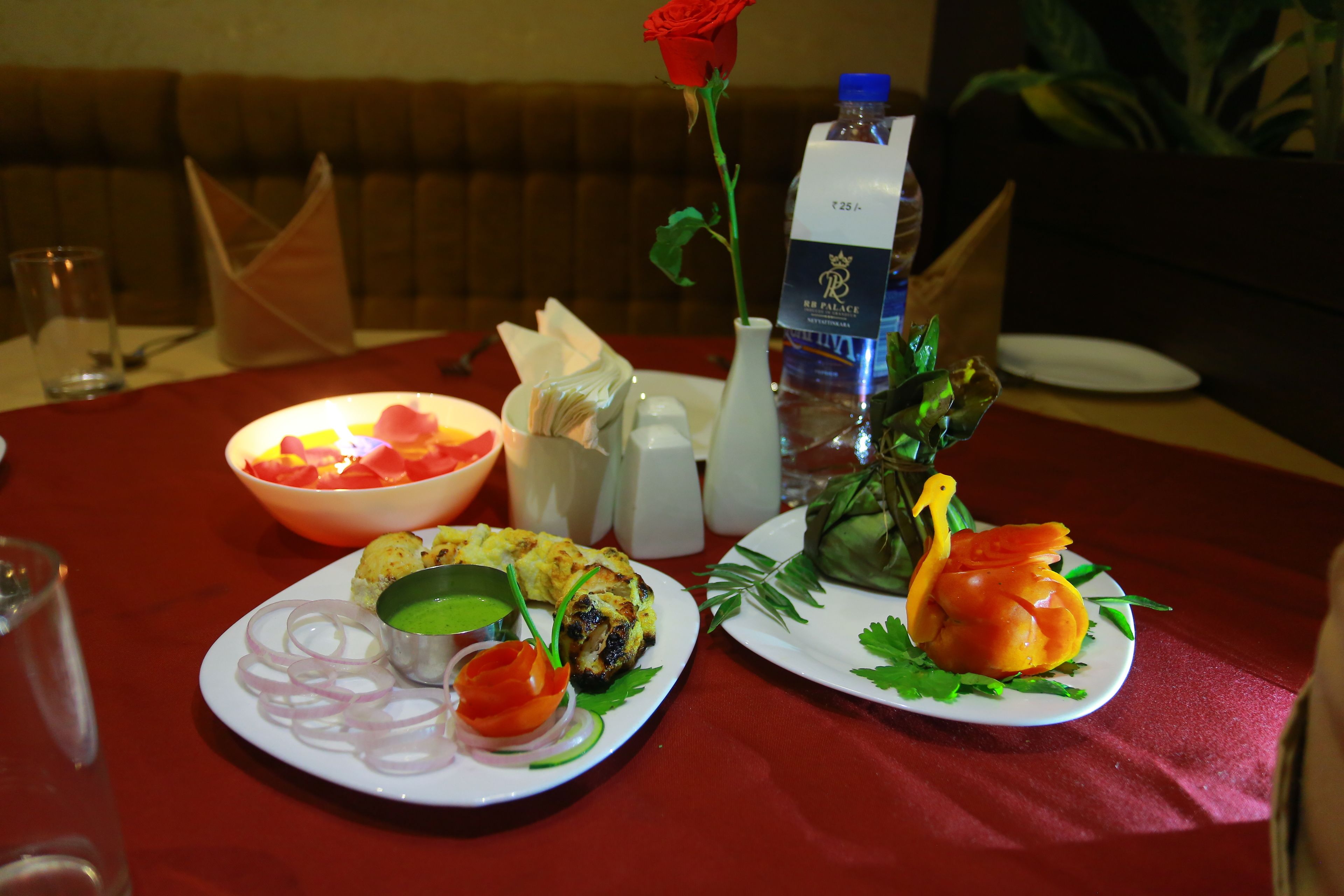 Khu ăn uống