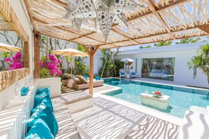 Exclusive-Villa, 4 Schlafzimmer, Nichtraucher | Terrasse/Patio