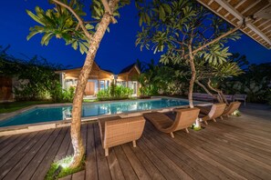Outdoor pool - Villa Nahema (Seminyak)
