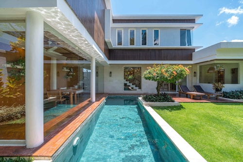 ヴィラ ネストール