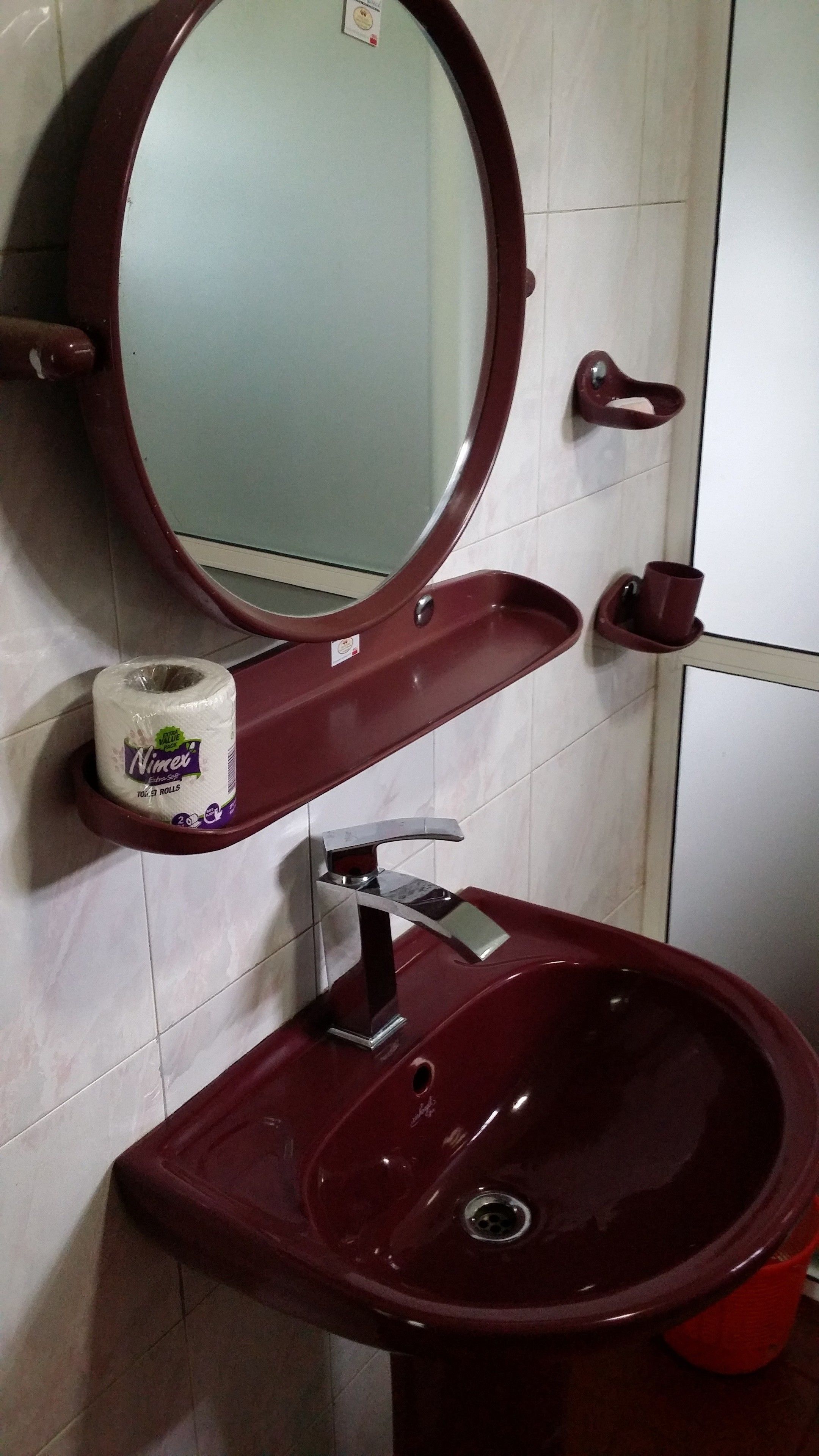 Standard Double Room | 浴室洗手盆