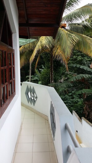 Terrace/patio - Village Villa Home Stay (Kandy)