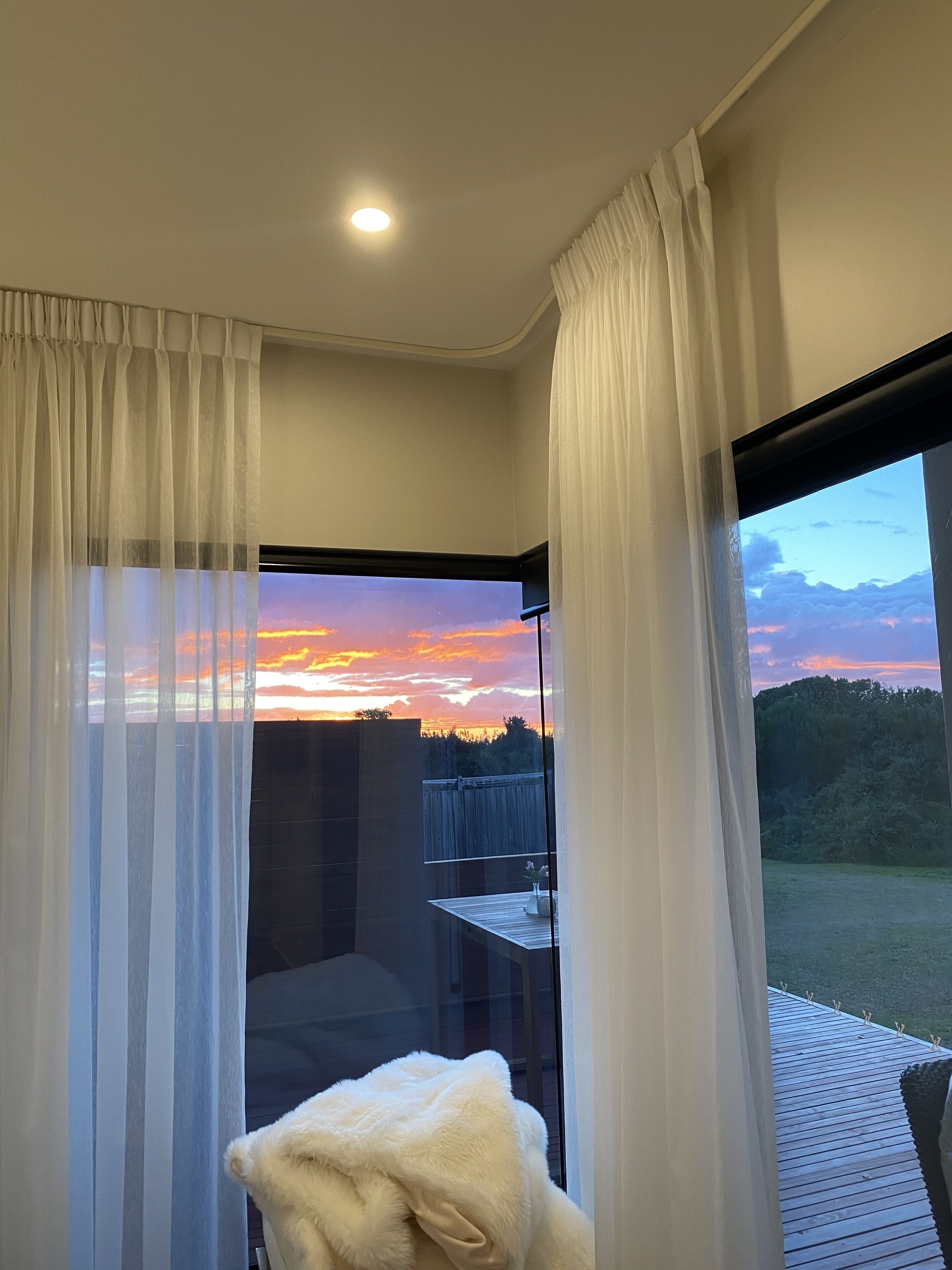 Luksus-studiosuite | Minibar (inkludert), safe på rommet og individuelt innredet