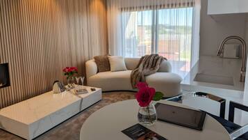 Signature Studio Suite, 1 King Bed