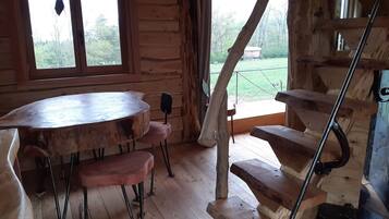 Exclusive Cabin, Ensuite, Mountain View (cabane en rondin) | Lounge