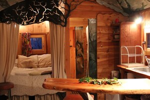 Casa de campo, banheiro privativo, vista para a montanha (la Tanière aux Loups) | Lounge