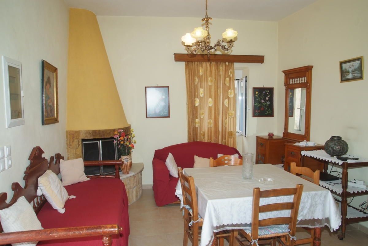 House, Multiple Beds | Living area | Flat-screen TV