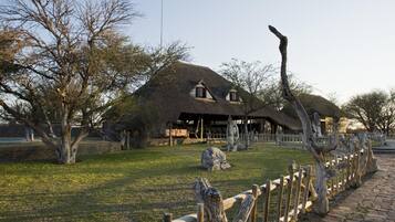 EntrĂ©e de lâhĂ©bergement