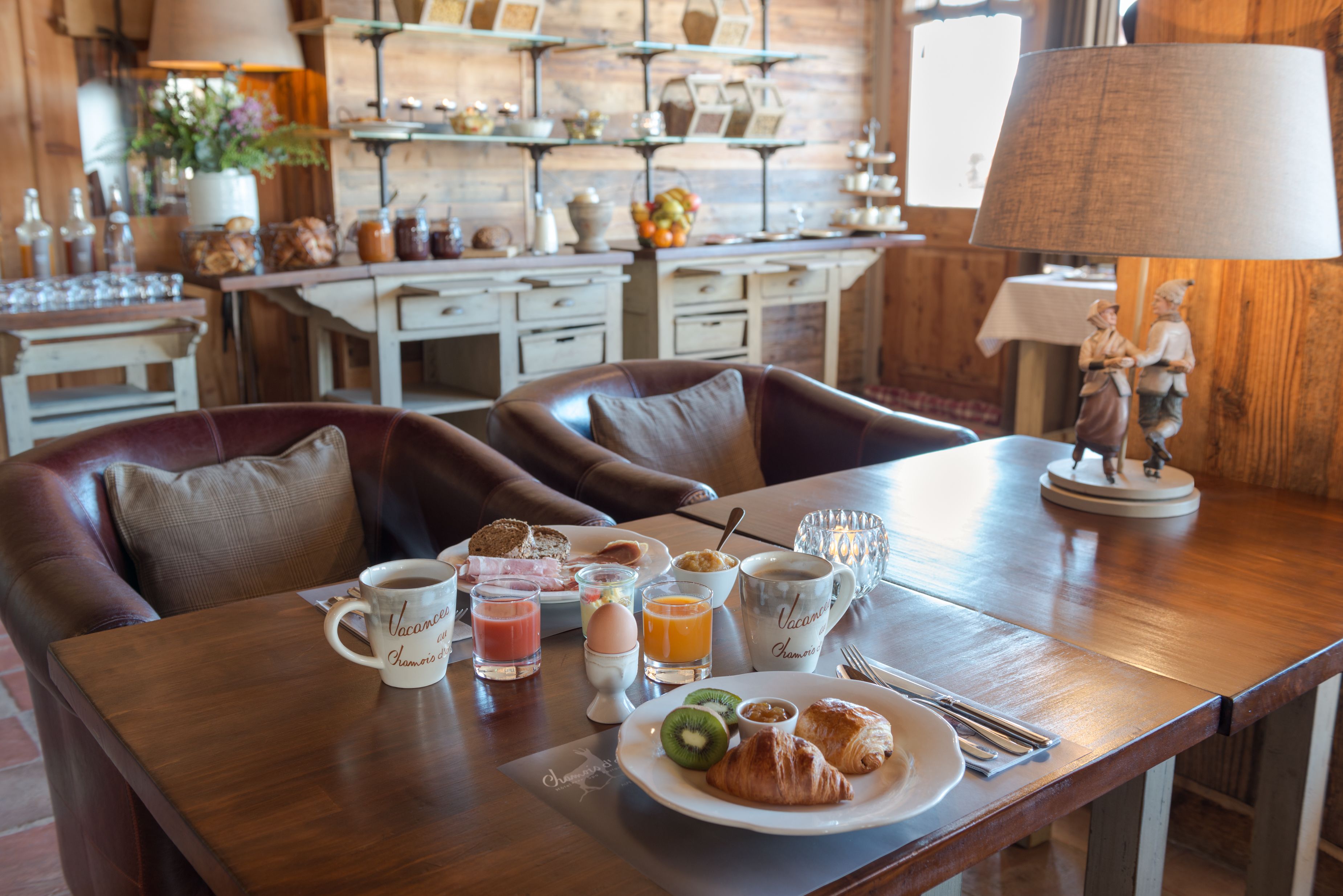 Daily continental breakfast for a fee