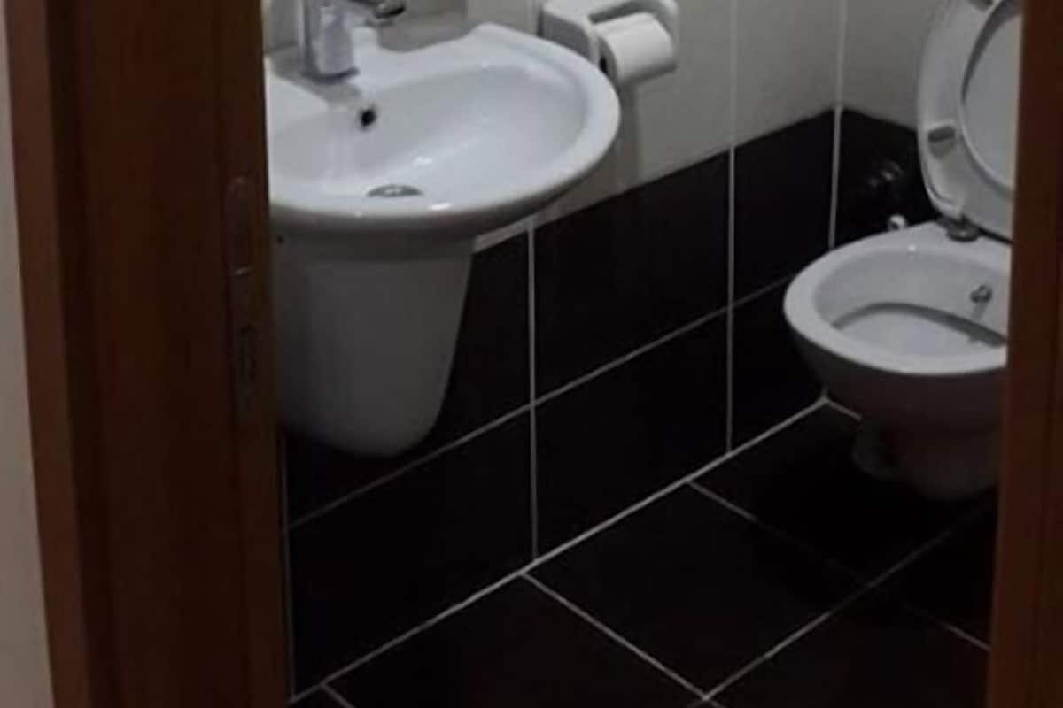 Shower, free toiletries, hair dryer, slippers