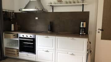 Exclusive Apartment, Multiple Beds, Non Smoking | Private kitchen