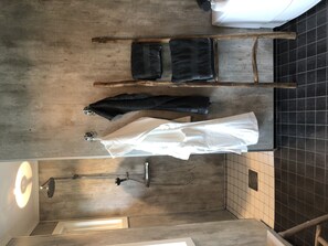 Exclusive-Apartment, Mehrere Betten, Nichtraucher | Badezimmer