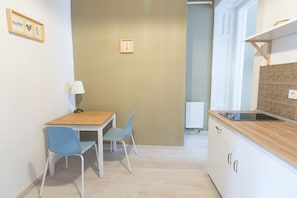 Appartement Ville, 3 chambres | Cuisine privée